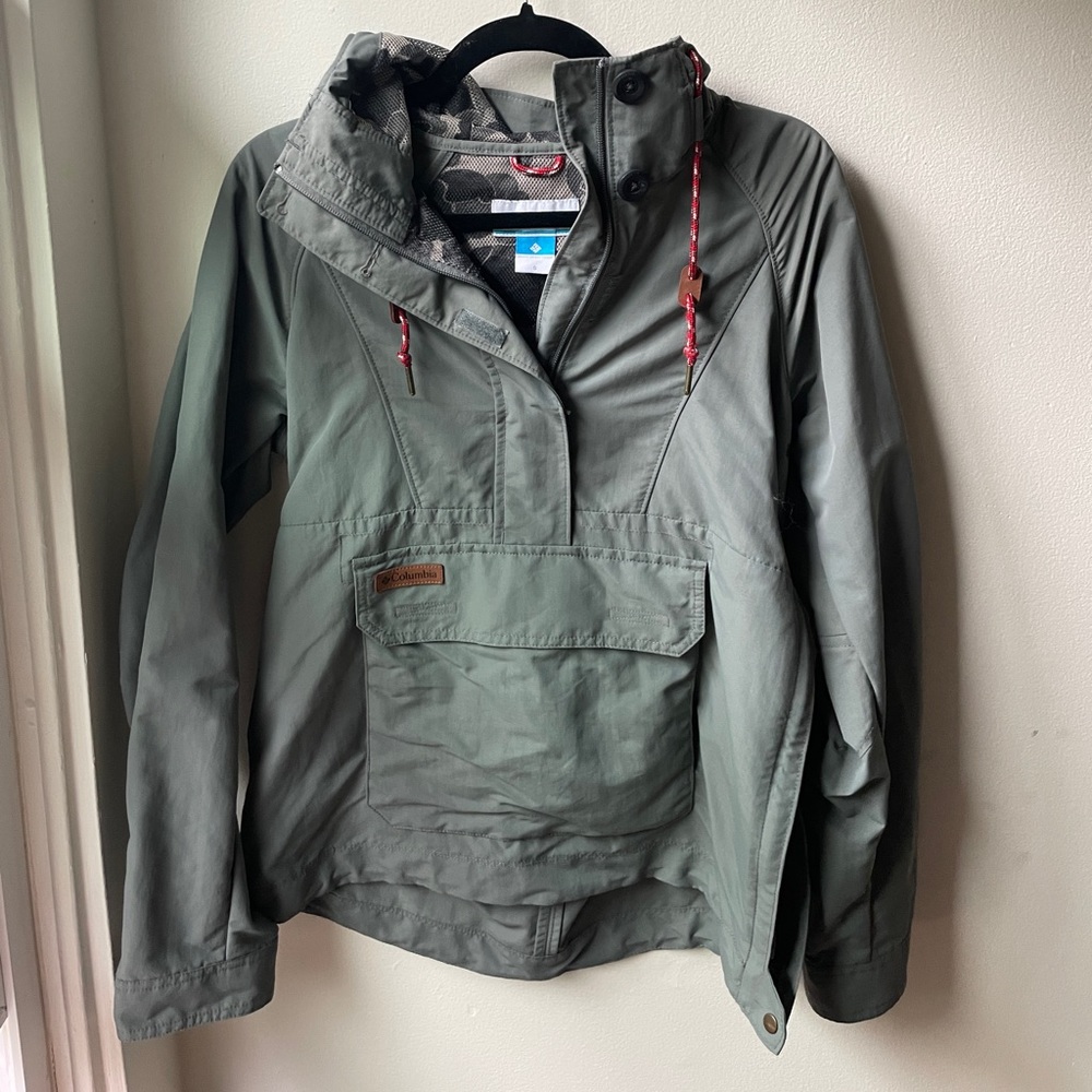 Columbia, size small rain jacket